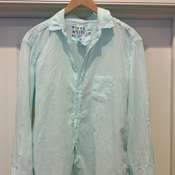 Frank & Eileen Soft Green Casual Blouse - Picture 3 of 5